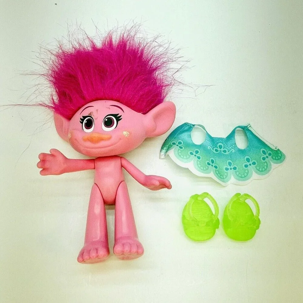 Hasbro 2015 Poppy Troll Princess Doll Dreamworks Animation Trolls Figure Toy